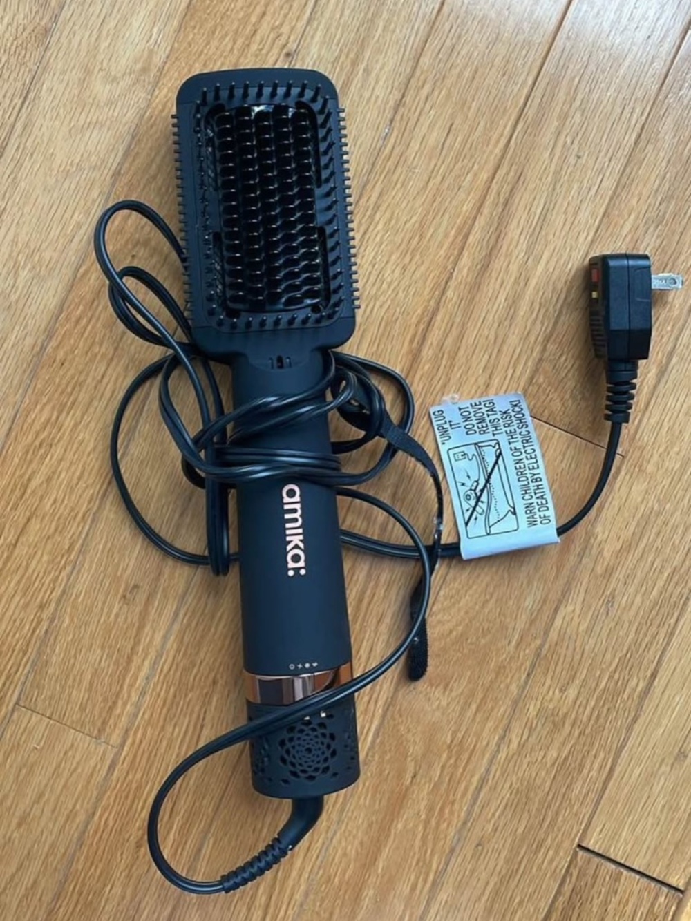 Amika heat up hair brush/ hair straightener